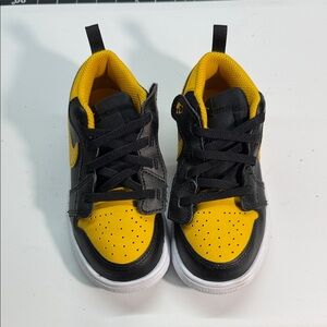 Jordan Kids Athletic Sneakers Black Yellow White